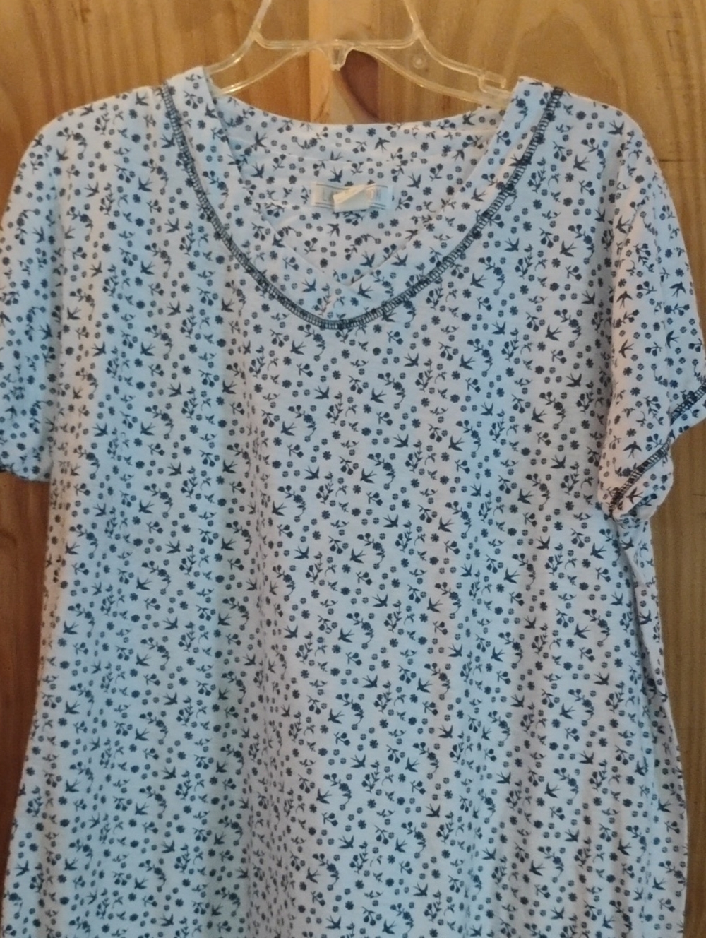 Women's Light Blue Floral Short-Sleeve Top